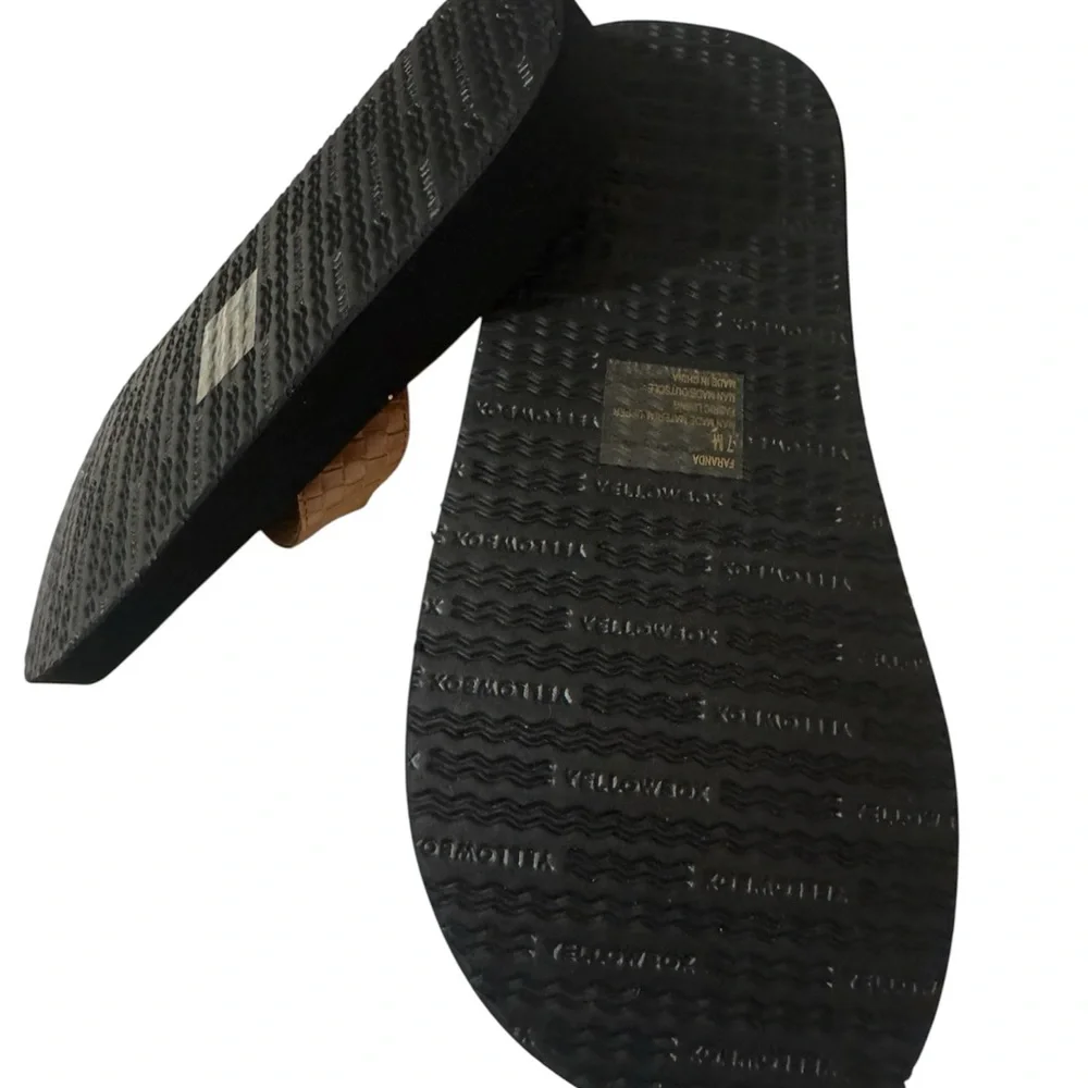 Yellow Box Black and Brown Croc-Texture Platform Flip Flops - Picture 3 of 3